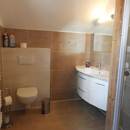 Appartement Haus Roseneck 60 M Zum Nr 3 Zinnowitz