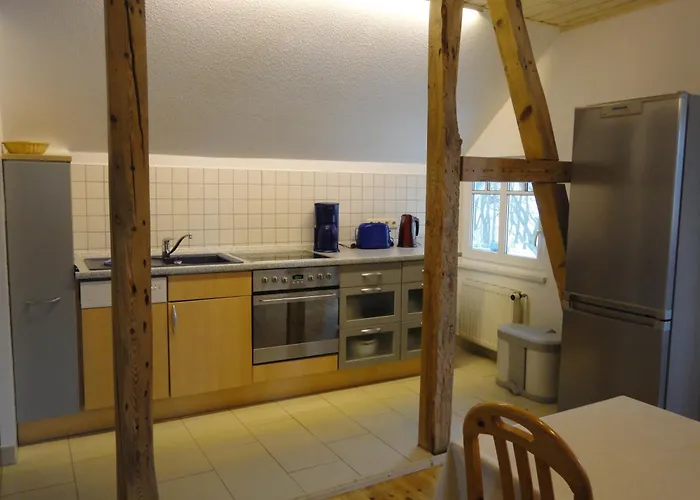 60 M Zum Apartment